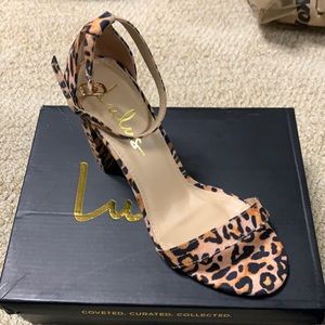Lulu’s Leopard print chunky heels. Size 8! Never been worn!
